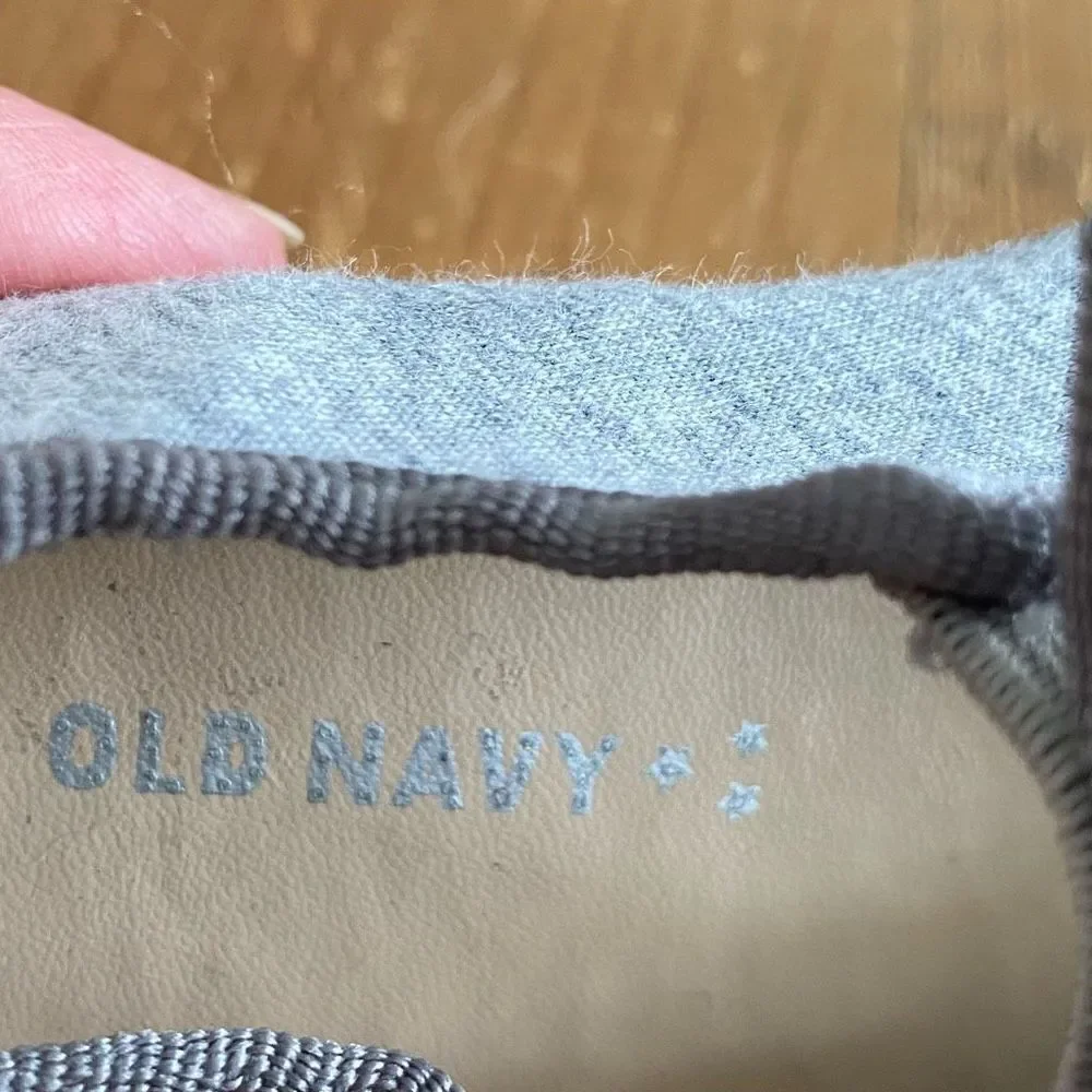 Old Navy Gray Fabric Ballet Slip On Bow  Top Shoe Toddler Size 5